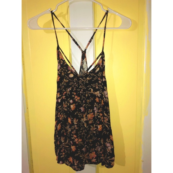 American Eagle Outfitters Tops - Floral Spaghetti Strap Tank Top American Eagle Outfitters Tops - Floral Spaghetti Strap Tank Top